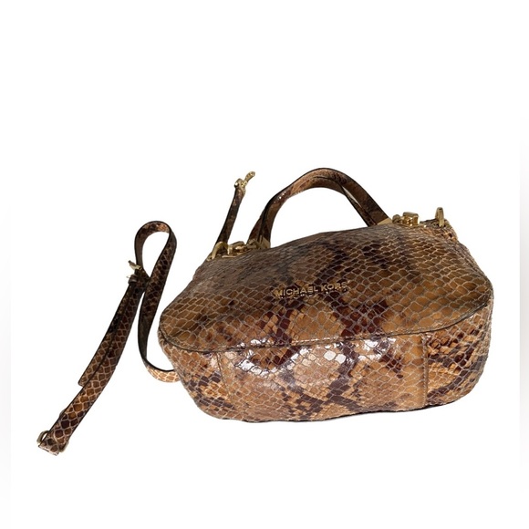 Michael Kors Brooke Medium Embossed Python
Leather Shoulder Tote. - Picture 5 of 10